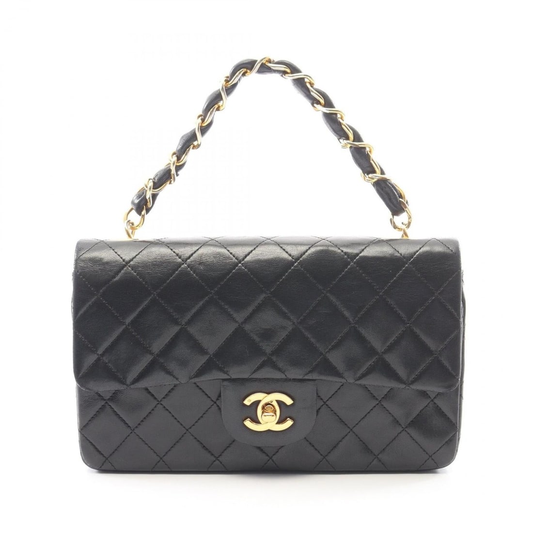 Chanel Matelassé Handbag, Lambskin Leather, Women's, Black: --- Catalog ---Category: SizeSize (HxWxD): 14cm x 23cm x 6cm / 5.51'' x 9.05'' x 2.36''Category: DesignType: HandbagColor: BlackGender: WomenMaterial: Leather Leather/Fur Type: LambskinCategory: Gener