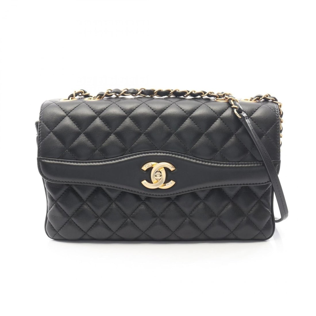 Chanel Matelassé Shoulder Bag/Handbag, Lambskin Leather, Women's, Black: --- Catalog ---Category: SizeSize (HxWxD): 17cm x 28cm / 6.69'' x 11.02''Category: DesignType: Handbag, Shoulder bagColor: BlackGender: WomenMaterial: Leather Leather/Fur Type: LambskinCategory: Gener