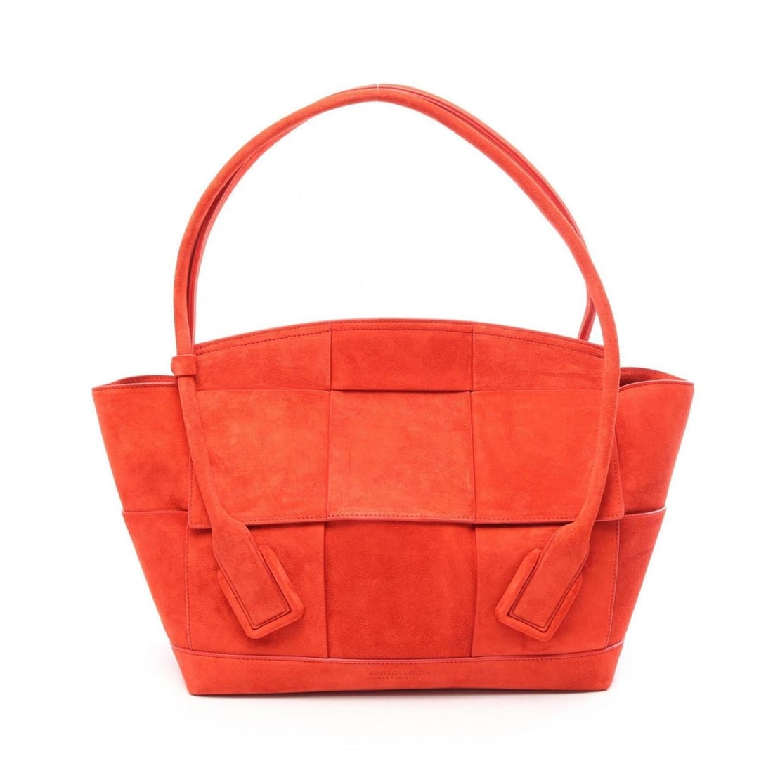 Bottega Veneta Arco Maxi Intrecciato Tote Bag Handbag Suede Women's Red 598244: --- Catalog ---Category: SizeSize (HxWxD): 29cm x 32cm x 12cm / 11.41'' x 12.59'' x 4.72''Category: DesignType: Handbag, Tote bagColor: Red colorGender: WomenMaterial: Suede Category: GeneralMPN: 5982