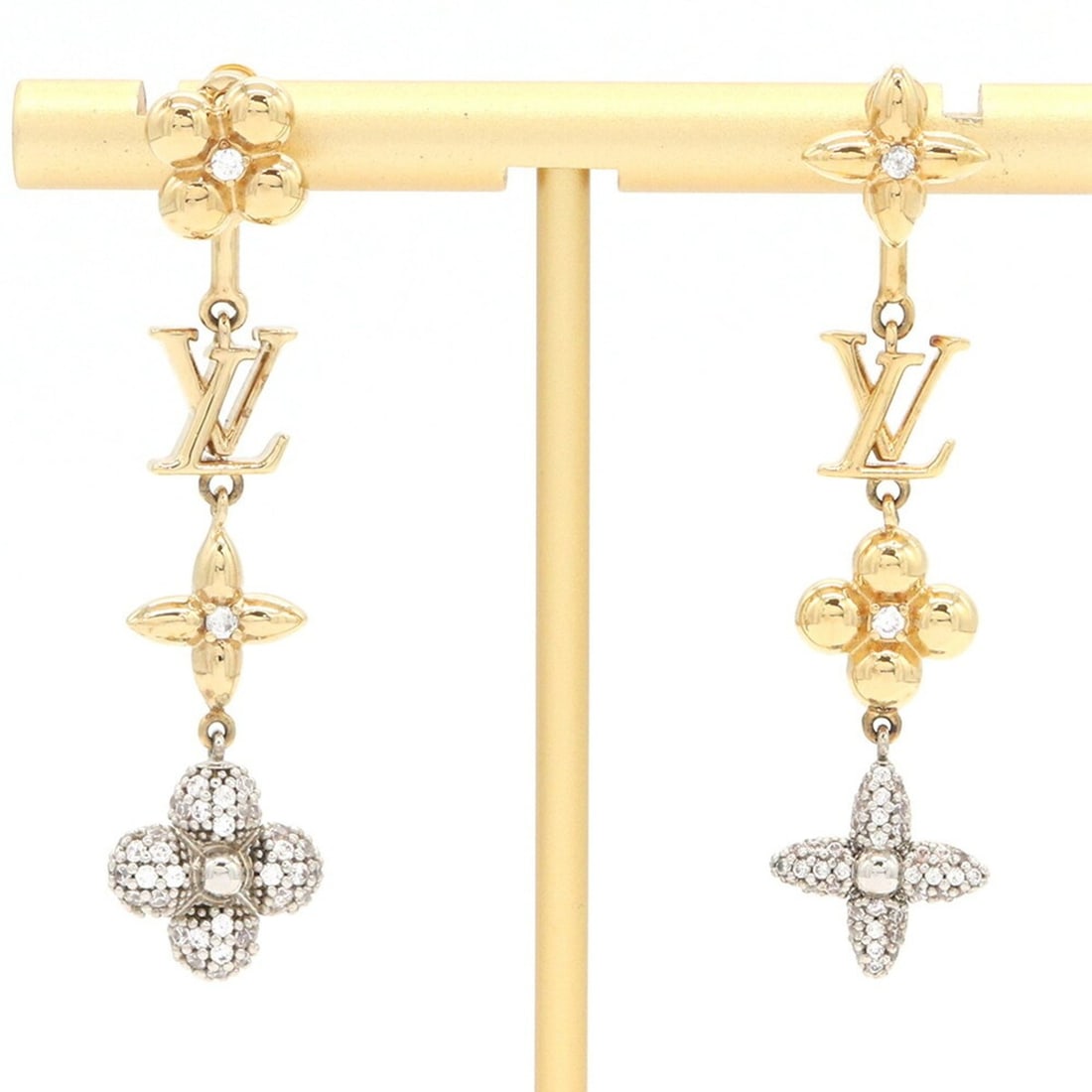 Louis Vuitton Long Pendant Earrings LV Gram M01262 Gold Silver Metal Rhinestone Women's LOUIS: --- Catalog ---Category: SizeSize (HxWxD): 50.00mm x 10.00mm / 1.97'' x 0.39''Category: DesignType: Drop earringsColor: GoldStone: RhinestoneGender: WomenMaterial: MetalCategory: GeneralMPN: M01262Bra
