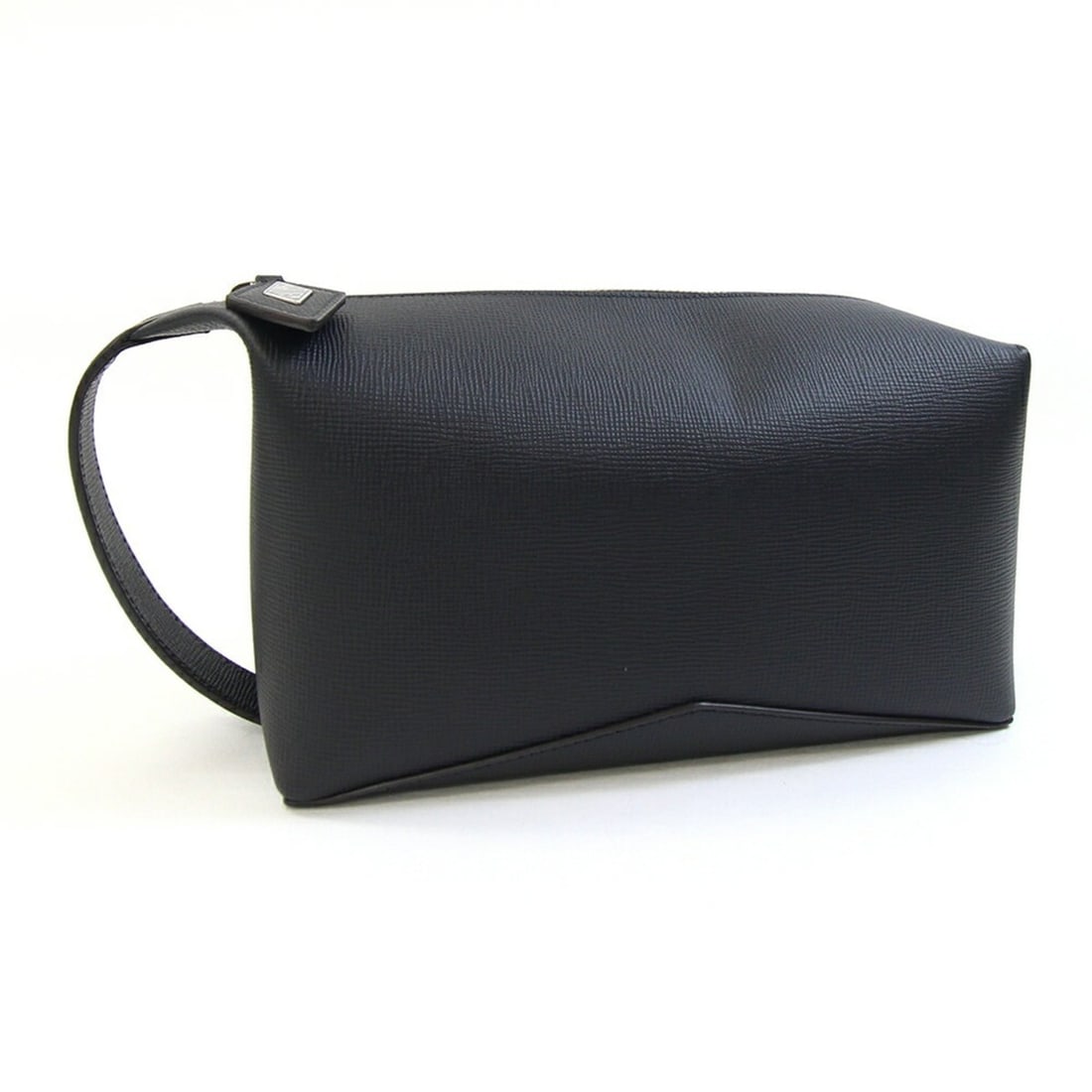 Cartier Clutch Bag Losange Small Toiletry L1002638 Black Leather Second Handbag Pouch Men's: --- Catalog ---Category: SizeSize (HxWxD): 12cm x 22.5cm x 11cm / 4.72'' x 8.85'' x 4.33''Category: DesignType: Clutch bag, Handbag, PouchColor: BlackGender: MenMaterial: Leather Category: GeneralMPN: