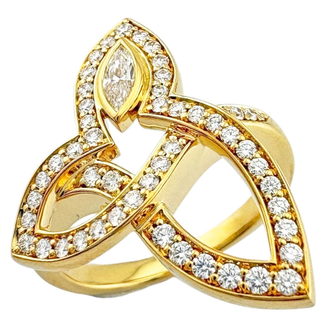 Harry Winston Lily Cluster Ring, 18K Yellow Gold, Diamond, Women's: --- Catalog ---Category: SizeJP Size: 9US Size: 5Category: DesignType: Band ringColor: GoldGender: WomenMaterial: Yellow gold (18K)Category: GeneralBrand: Harry WinstonCountry of Origin: USA--- Item L