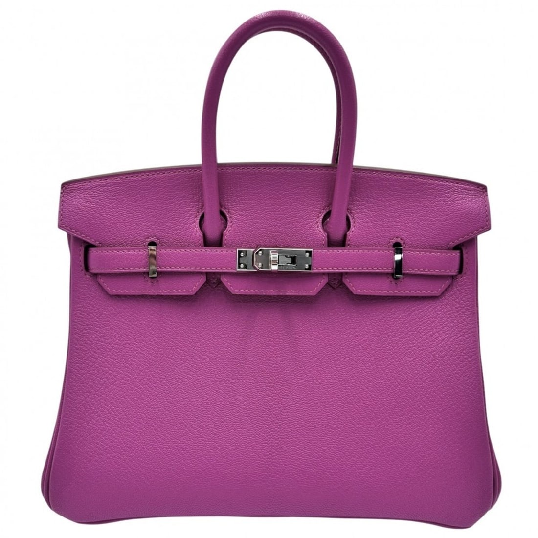 Hermes Birkin 25 handbag for women, with internal stitching, HERMES B stamp, Chevre leather, purple: --- Catalog ---Category: SizeSize (HxWxD): 19cm x 25cm x 13cm / 7.48'' x 9.84'' x 5.11''Category: DesignType: HandbagColor: PurpleGender: WomenMaterial: Chevre leather Category: GeneralBrand: Hermes--