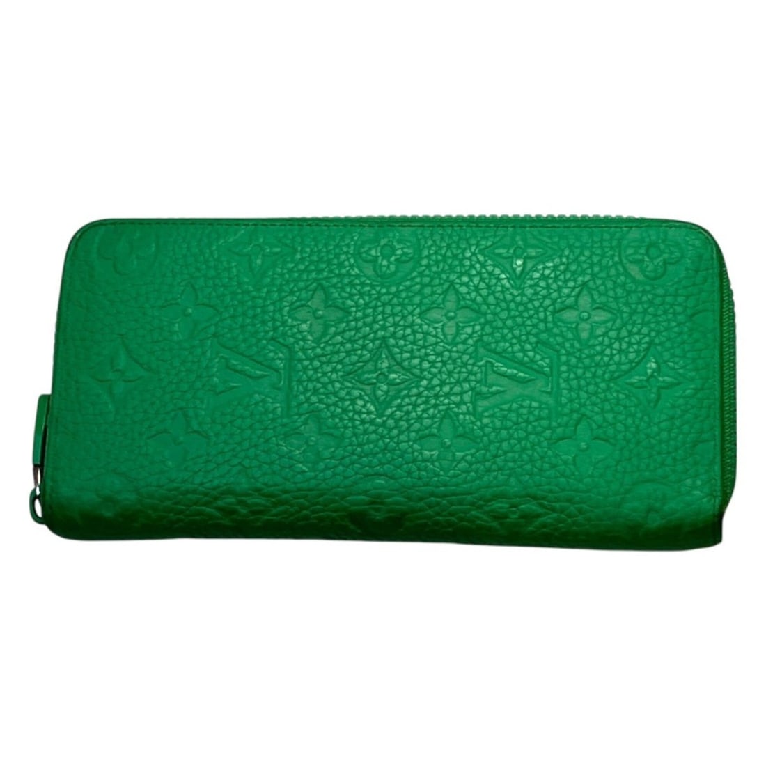 Louis Vuitton Zippy Wallet Vertical Long Monogram Taurillon Leather M81549: --- Catalog ---Category: SizeSize (HxWxD): 10cm x 20cm x 2cm / 3.93'' x 7.87'' x 0.78''Category: DesignType: Long wallet (bi-fold)Color: GreenGender: Women,MenMaterial: Cuir Ombre leather Category: Ge