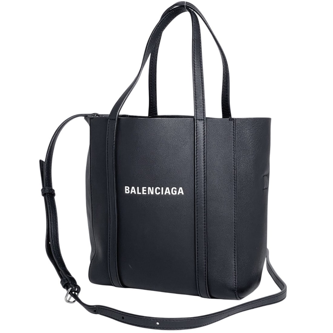 Balenciaga Everyday Tote XXS 2-Way Handbag, Leather, Black, 551815, Women's: --- Catalog ---Category: SizeSize (HxWxD): 21.5cm x 19cm x 9cm / 8.46'' x 7.48'' x 3.54''Category: DesignType: HandbagColor: BlackGender: WomenMaterial: Leather Category: GeneralBrand: Balenciaga--- I