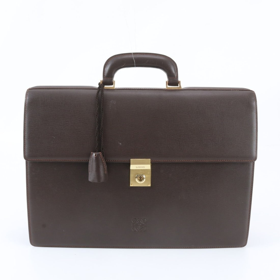 Loewe Anagram Leather Handbag Briefcase Tote Bag Brown Men's: --- Catalog ---Category: SizeSize (HxWxD): 30cm x 42cm x 8cm / 11.81'' x 16.53'' x 3.14''Handle Length: 22cm / 8.66''Category: DesignType: Briefcase, Handbag, Tote bagColor: BrownGender: MenMaterial: 