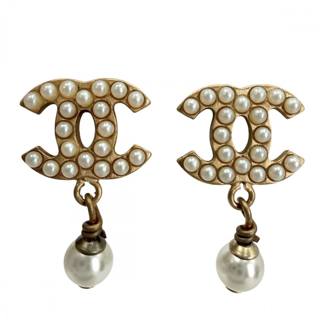 Chanel Earrings for Women, Coco Mark, Swing Earrings, Gold, CHANEL GP, Faux Pearl, 03A, Approx.: --- Catalog ---Category: SizeSize (HxWxD): 20.00mm x 12.00mm x 2.00mm / 0.79'' x 0.47'' x 0.08''Category: DesignType: Stud earringsGender: WomenMaterial: Artificial pearl, Gold platingCategory: Genera