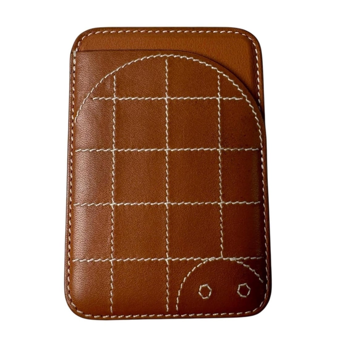 Hermes business card holder/card case, Magsafe Eman, Turtle design, Swift leather, W stamp, women's.: --- Catalog ---Category: DesignType: Card caseColor: BrownGender: WomenMaterial: Swift leather Category: GeneralBrand: HermesCategory: Physical PropertiesSize (HxWxD): 9.5cm x 6.5cm / 3.74'' x 2.55''-