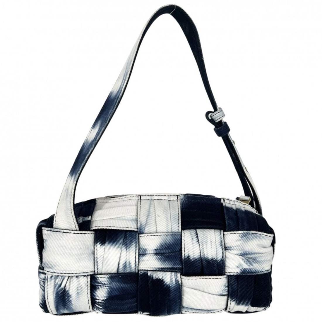 Bottega Veneta Women's Maxi Intrecciato Small Brick Cassette Shoulder Bag - Bag/Crossbody: --- Catalog ---Category: SizeSize (HxWxD): 10cm x 23.5cm x 10cm / 3.93'' x 9.25'' x 3.93''Category: DesignType: Shoulder bagColor: Navy, WhiteGender: WomenMaterial: Denim Category: GeneralBrand: Botte