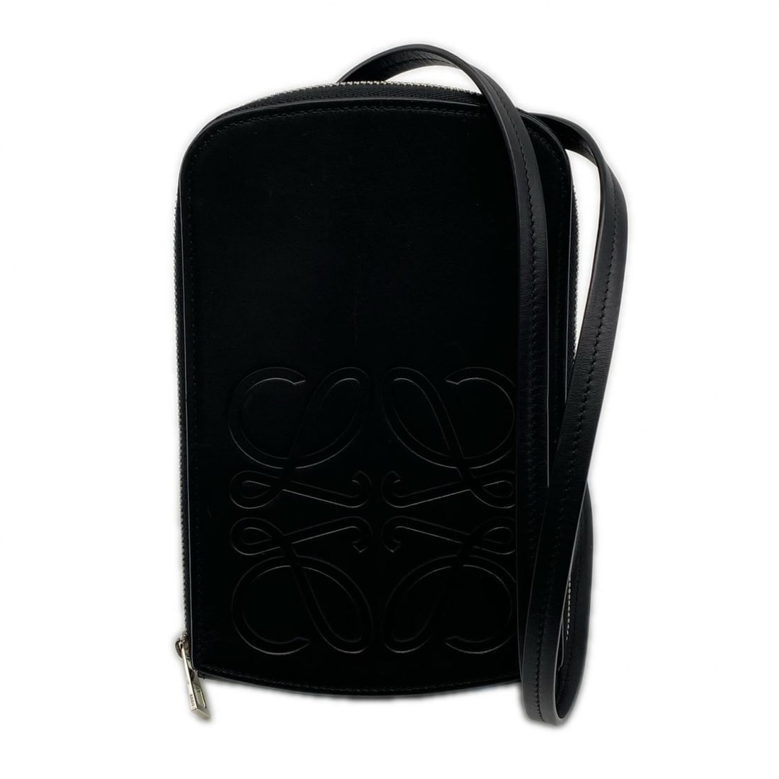 LOEWE Anagram Multifunctional Case C500R47X01 Shoulder Bag, Black Calf Leather, Women's: --- Catalog ---Category: SizeWeight: 178g / 6.27oz.Size (HxWxD): 18cm x 11cm x 2cm / 7.08'' x 4.33'' x 0.78''Strap Length: 95cm / 37.4''Category: DesignType: Shoulder bagColor: BlackGender: WomenClosu