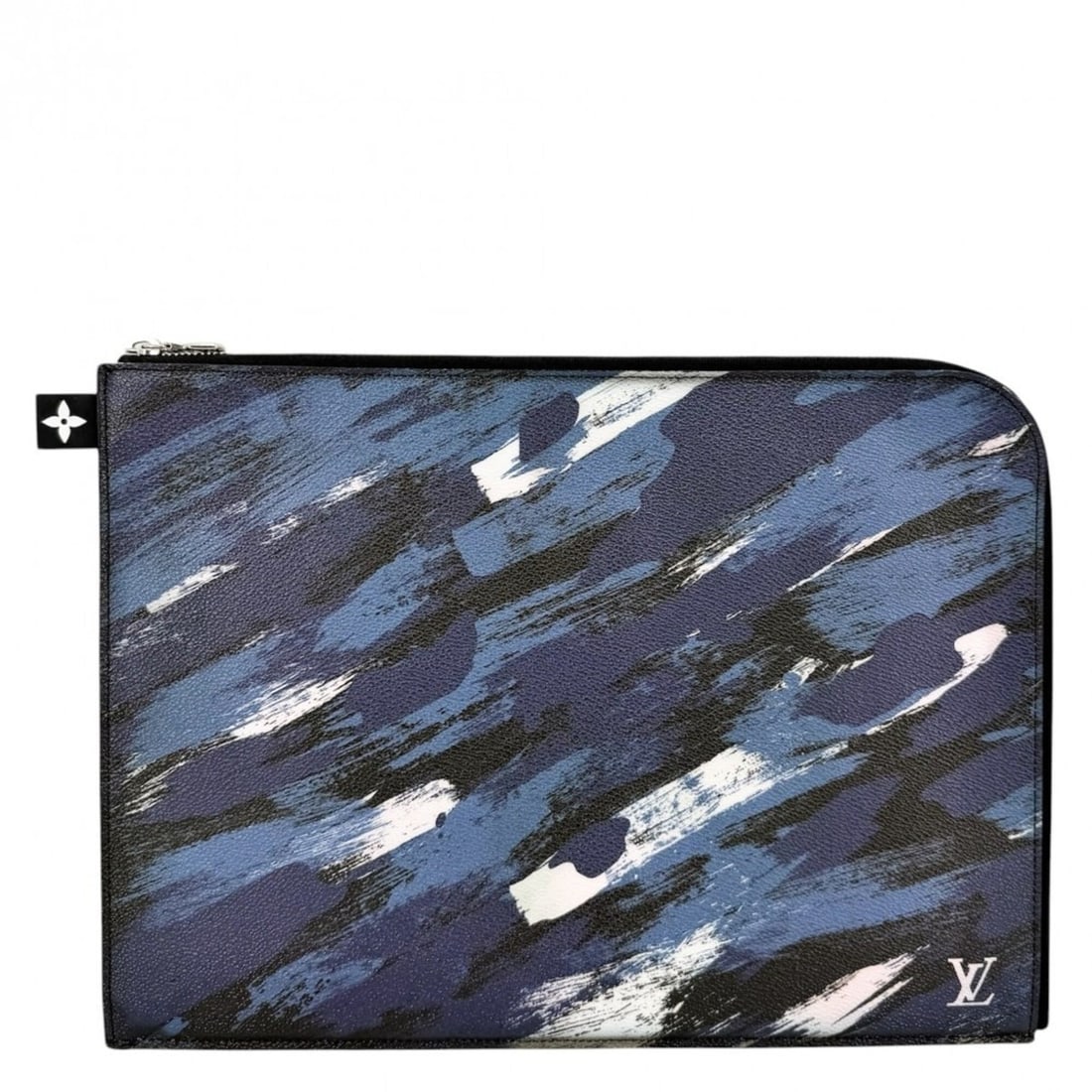 Louis Vuitton Men's Camouflage Pochette Jour GM Clutch Bag, Second Bag/Document Case, LOUIS VUITTON: --- Catalog ---Category: SizeSize (HxWxD): 24cm x 33cm / 9.44'' x 12.99''Category: DesignType: Clutch bag, Document case, PochetteColor: Black, NavyGender: MenInner Pocket: Open pocket 1Category: Gene