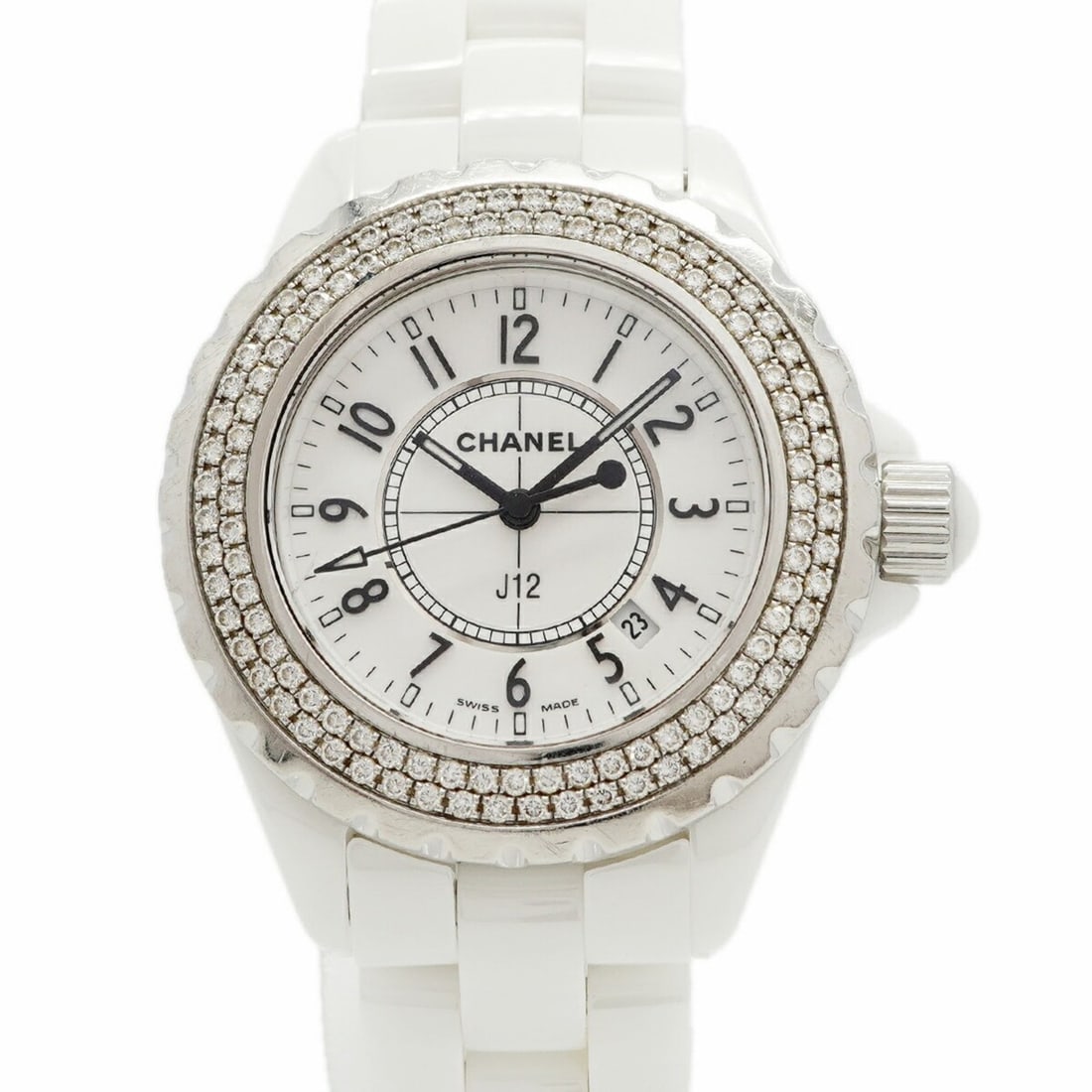 Chanel J12 Diamond Bezel H0967 White Dial Women's Watch: --- Catalog ---Category: SizeWrist Size: 15cm / 5.9''Case Diameter: 33.8mm / 1.33''Category: DesignType: WristwatchGender: WomenColor (Dial): WhiteMaterial (Band): CeramicCategory: GeneralMPN: H0967Br