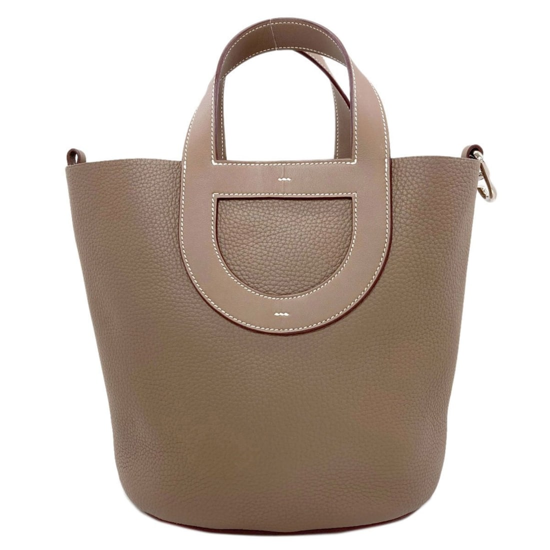 Hermes In the Loop 23 Etoupe Silver Hardware Handbag Taurillon Leather Women's HERMES: --- Catalog ---Category: SizeSize (HxWxD): 25cm x 23cm x 16cm / 9.84'' x 9.05'' x 6.29''Handle Length: 27cm / 10.62''Category: DesignType: HandbagColor: Etoupe grayGender: WomenCategory: GeneralBrand: