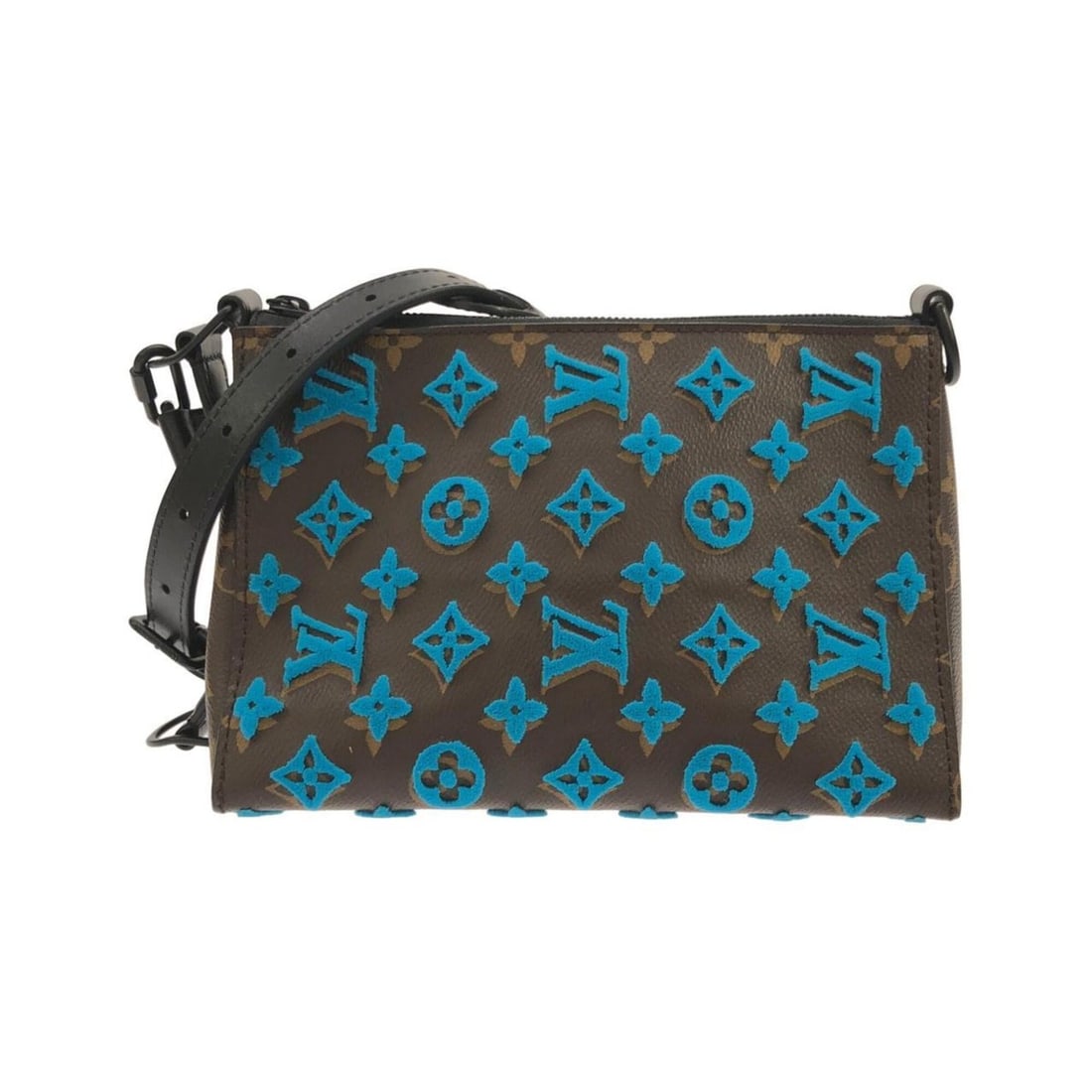 Louis Vuitton Monogram Tuftage Triangle Messenger M45078 Shoulder Bag: --- Catalog ---Category: SizeSize (HxWxD): 16cm x 22cm x 14cm / 6.29'' x 8.66'' x 5.51''Category: DesignType: Shoulder bagColor: Marron, TurquoiseGender: Men,WomenMaterial: Coated canvas Category: