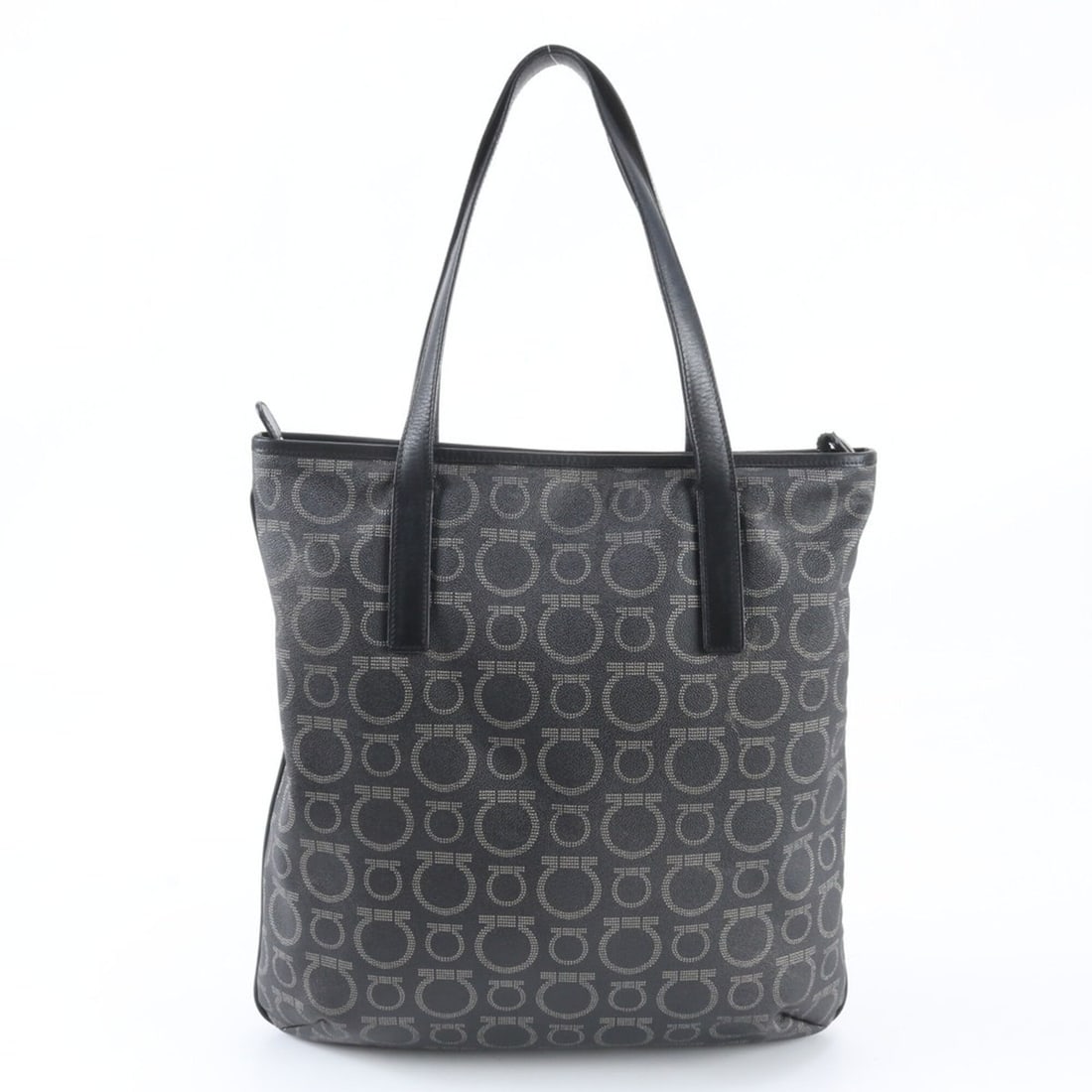 Salvatore Ferragamo Gancini Leather Tote Bag, Handbag, Shoulder Black, Men's: --- Catalog ---Category: SizeSize (HxWxD): 35cm x 34cm x 2cm / 13.77'' x 13.38'' x 0.78''Category: DesignType: Handbag, Tote bagColor: Black, GrayGender: MenMaterial: Leather , Coated canvas Category:
