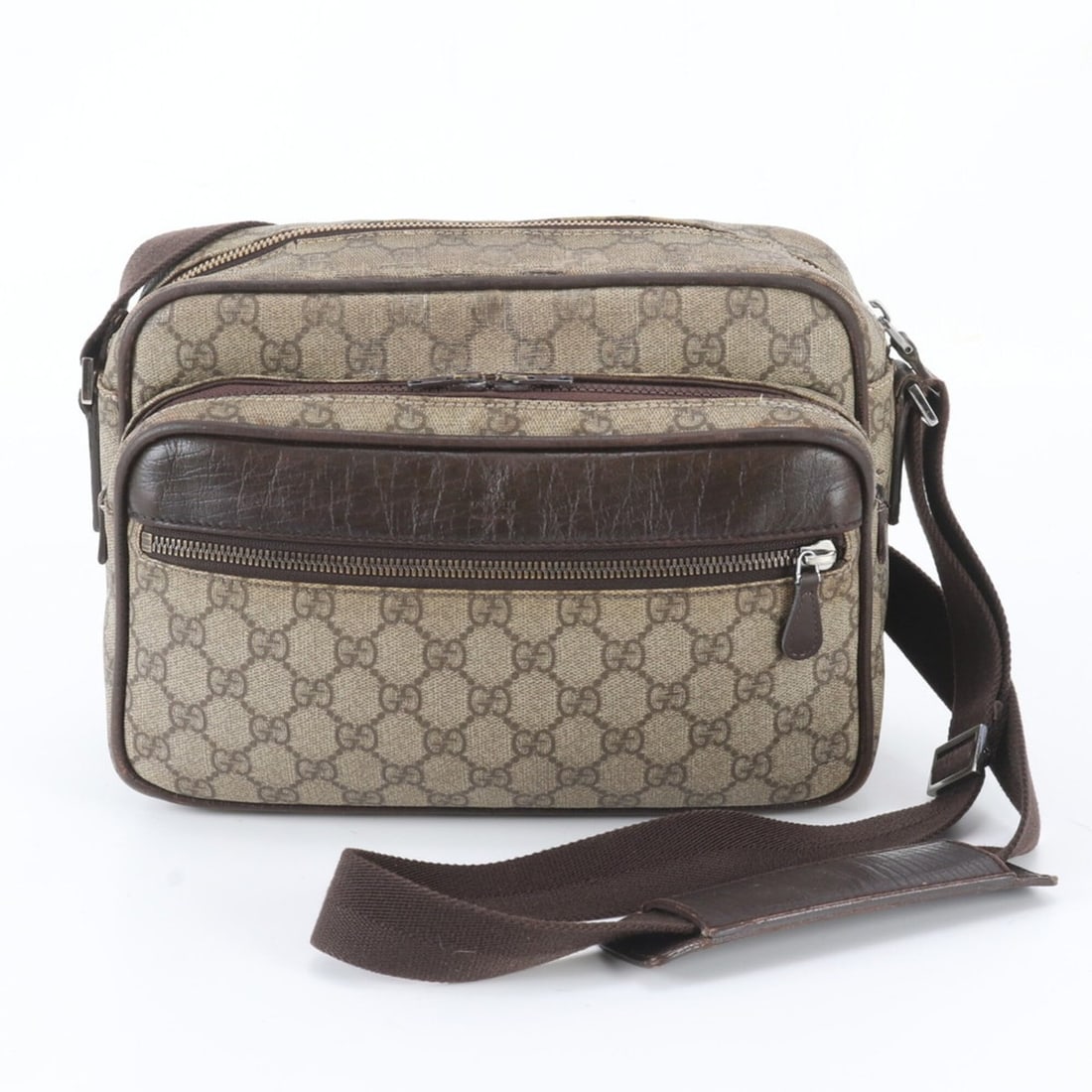Gucci GG Supreme 114531 Leather Shoulder Bag Messenger for Men: --- Catalog ---Category: SizeSize (HxWxD): 18cm x 27cm x 12cm / 7.08'' x 10.62'' x 4.72''Category: DesignType: Shoulder bagColor: BrownGender: MenMaterial: Leather , Coated canvas Category: GeneralMPN