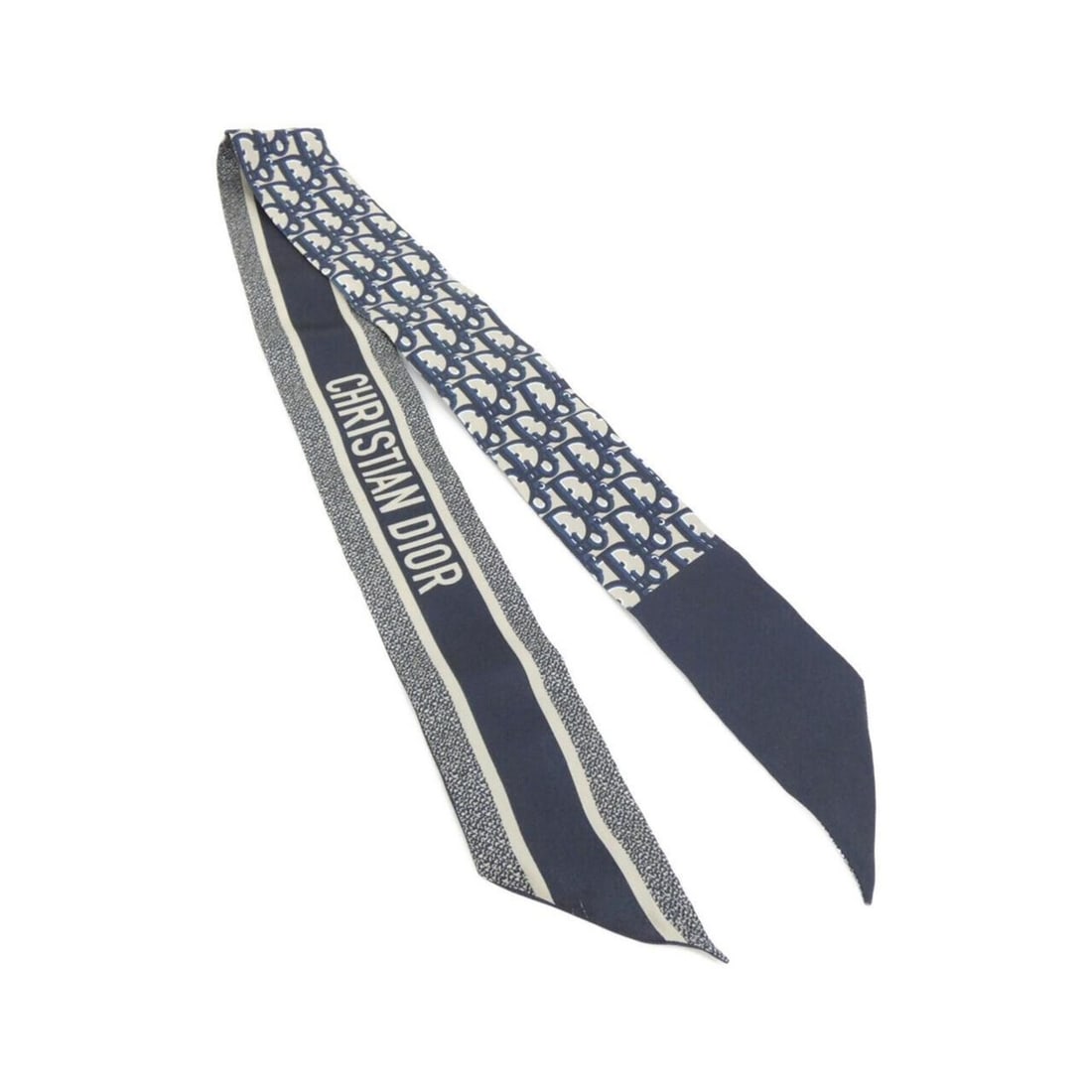 Christian Dior Dior OBLIQUE 15DOB106I600 Scarf/Muffler: --- Catalog ---Category: SizeSize (LxW): 6cm x 1.05m / 2.36'' x 41.33''Category: DesignType: ScarfColor: Blue, NavyGender: WomenMaterial: Silk Category: GeneralMPN: 15DOB106I600Brand: Christian