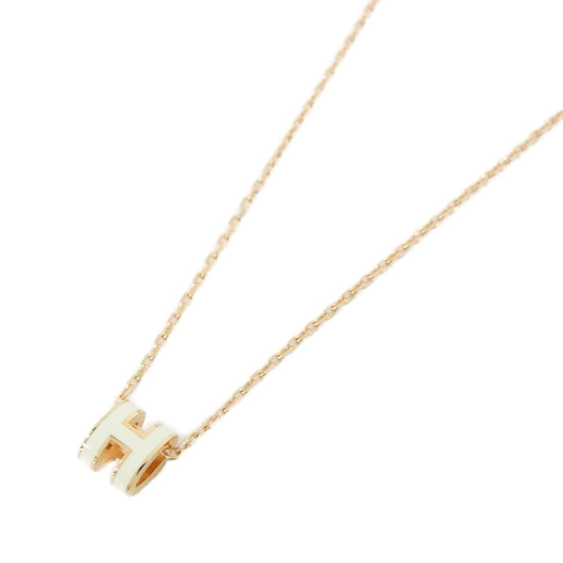 Hermes Pop H MINI 147992FO Necklace: --- Catalog ---Category: SizePendant Size: 9mm x 7mm / 0.35'' x 0.27''Neck Circumference: 40 cm / 15.74''Category: DesignColor: Rose gold, WhiteGender: WomenNecklace Type: NecklaceCategory: GeneralMPN