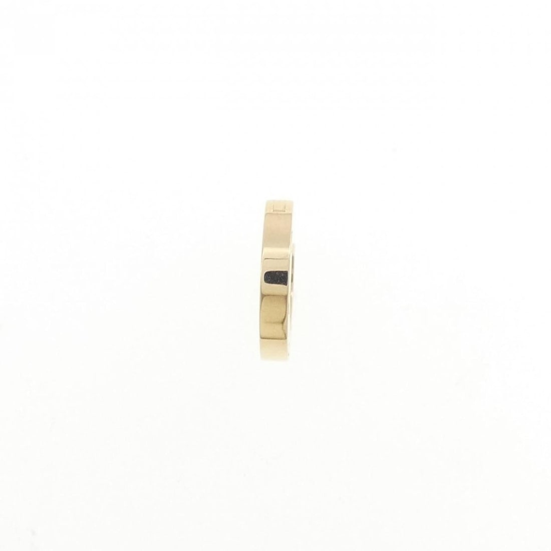Cartier Love Earring (Single Earring): --- Catalog ---Category: SizeSize (HxWxD): 10.10mm x 2.00mm / 0.40'' x 0.08''Category: DesignType: Stud earringsGender: WomenMaterial: Yellow gold (18K)Single earring: YesCategory: GeneralBrand: Carti