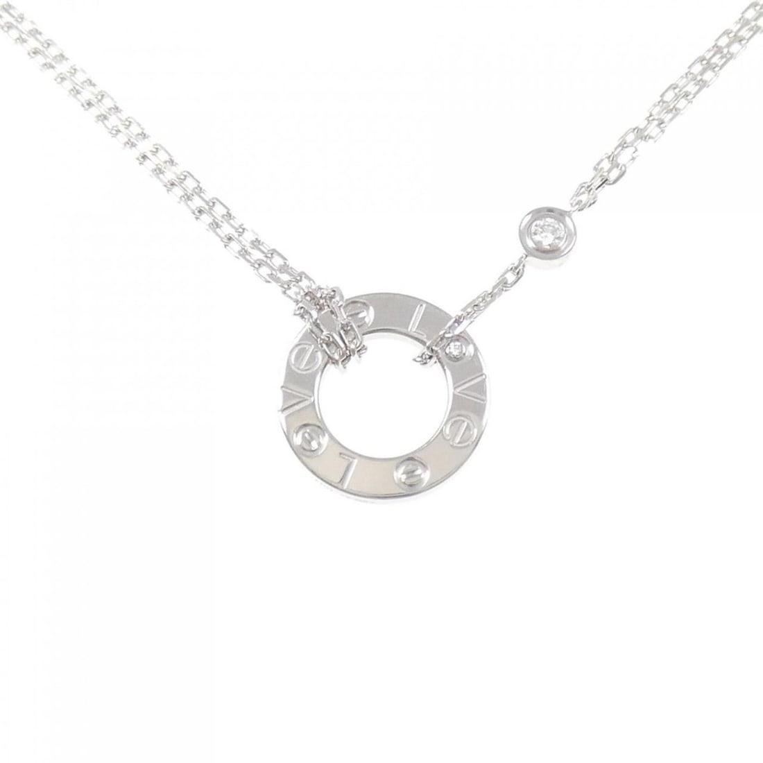 Cartier Love Necklace: --- Catalog ---Category: SizePendant Size: 13mm / 0.51''Neck Circumference: 38 cm - 41 cm / 14.96'' - 16.14''Category: DesignGender: WomenMaterial: White gold (18K)Necklace Type: NecklaceCategory: