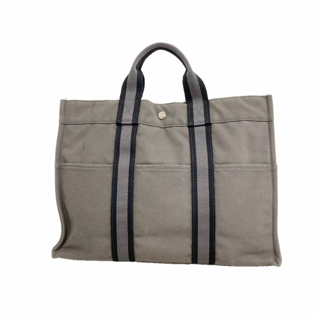 Hermes Fourre-Tout MM Canvas Tote Bag, Gray, Men's & Women's: --- Catalog ---Category: SizeSize (HxWxD): 32cm x 43.5cm x 9.5cm / 12.59'' x 17.12'' x 3.74''Category: DesignType: Tote bagColor: GrayGender: Men,WomenMaterial: Canvas Category: GeneralBrand: Hermes--