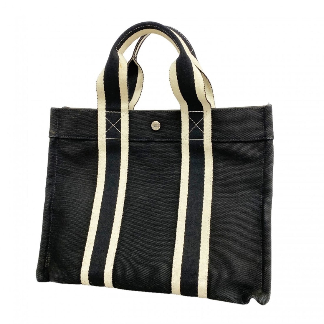 Hermes Bora PM Canvas Tote Bag, Black, Women's: --- Catalog ---Category: SizeSize (HxWxD): 28cm x 36cm x 18.5cm / 11.02'' x 14.17'' x 7.28''Category: DesignType: Tote bagColor: BlackGender: WomenMaterial: Canvas Category: GeneralBrand: Hermes--- It