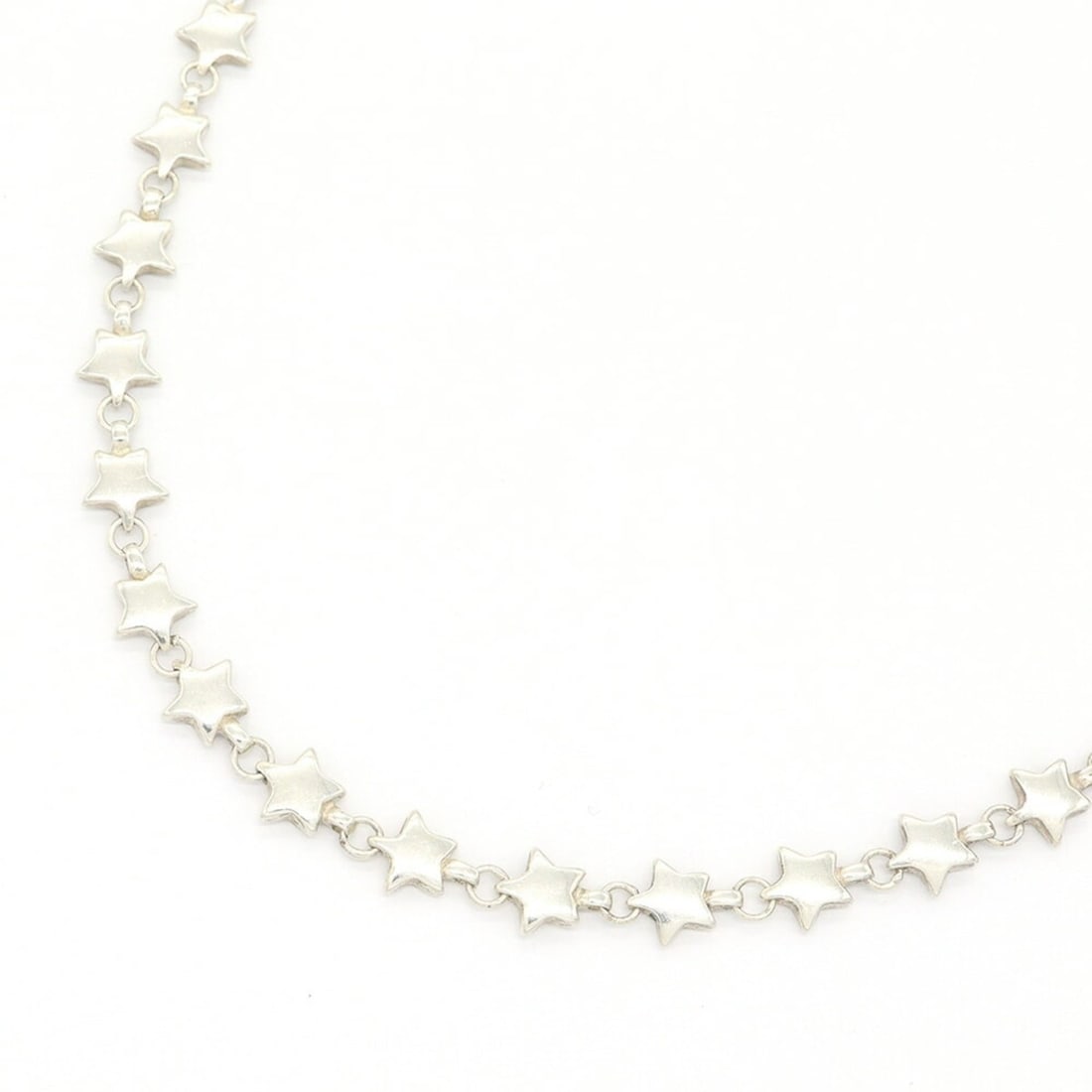 Tiffany & Co. Puff Star Necklace, Sterling Silver 925, Design, Women's Choker Pendant: --- Catalog ---Category: SizeWidth: 8mm / 0.31''Weight: 26.2g / 0.92oz.Neck Circumference: 41 cm / 16.14''Category: DesignGender: WomenMaterial: Sterling silver 925Pendant Type: PendantNecklace Type: 