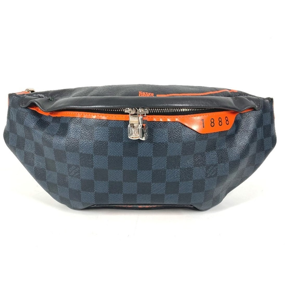LOUIS VUITTON N40161 Damier Cobalt Discovery Bum Bag (Waist Bag, Belt Handbag, Pouch, Body Bag) -: --- Catalog ---Category: SizeSize (HxWxD): 17.5cm x 20.5cm / 6.88'' x 8.07''Category: DesignType: Fanny pack, Handbag, PouchColor: Navy, OrangeGender: Men,WomenMaterial: Damier Canvas Category: Genera