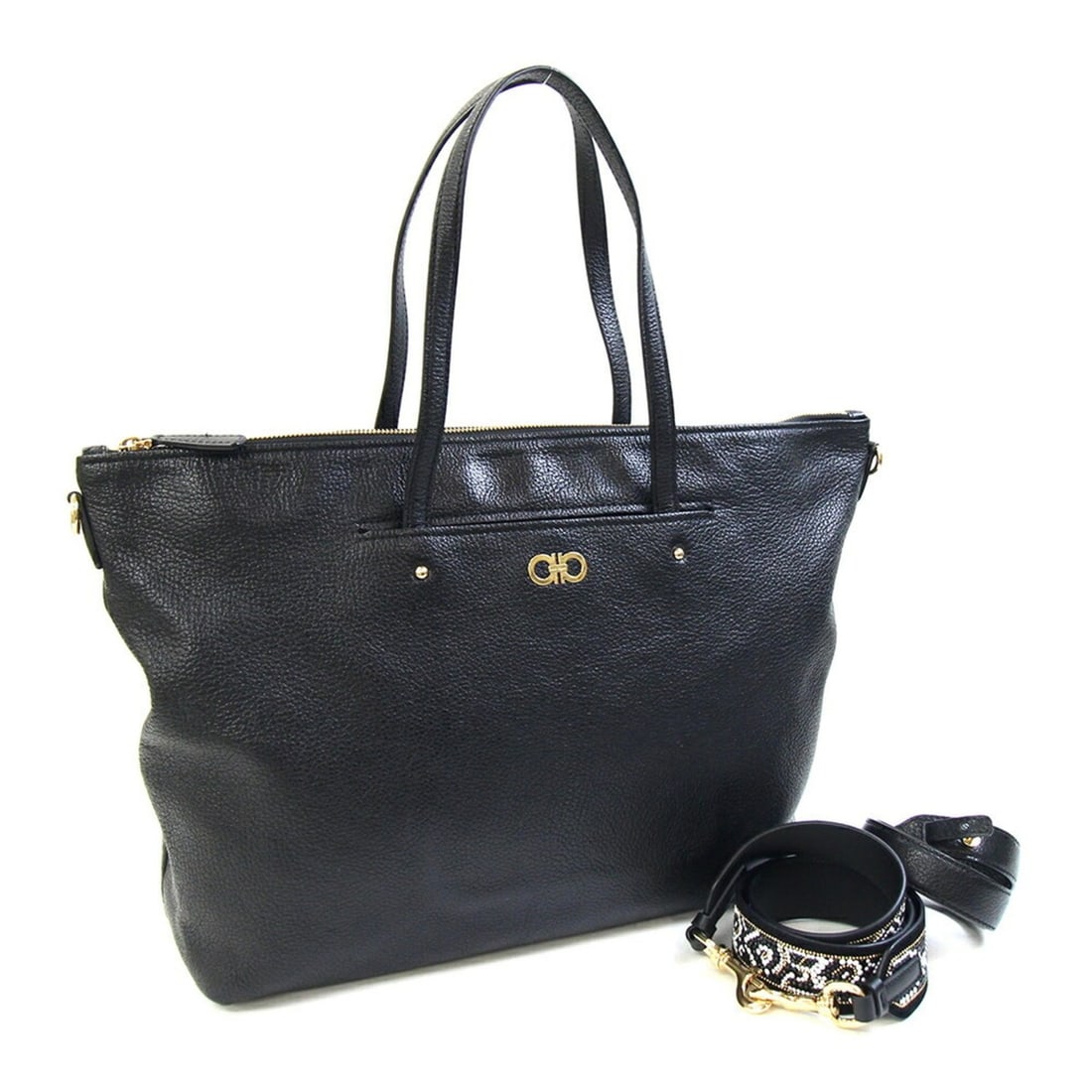 Ferragamo Double Gancini Tote Bag 21F651 Black Leather, with separate strap, women's shoulder bag.: --- Catalog ---Category: SizeSize (HxWxD): 29cm x 3.9cm x 11.5cm / 11.41'' x 1.53'' x 4.52''Strap Length: 93cm / 36.61''Handle Length: 50cm / 19.68''Category: DesignType: Tote bagColor: BlackGender: W