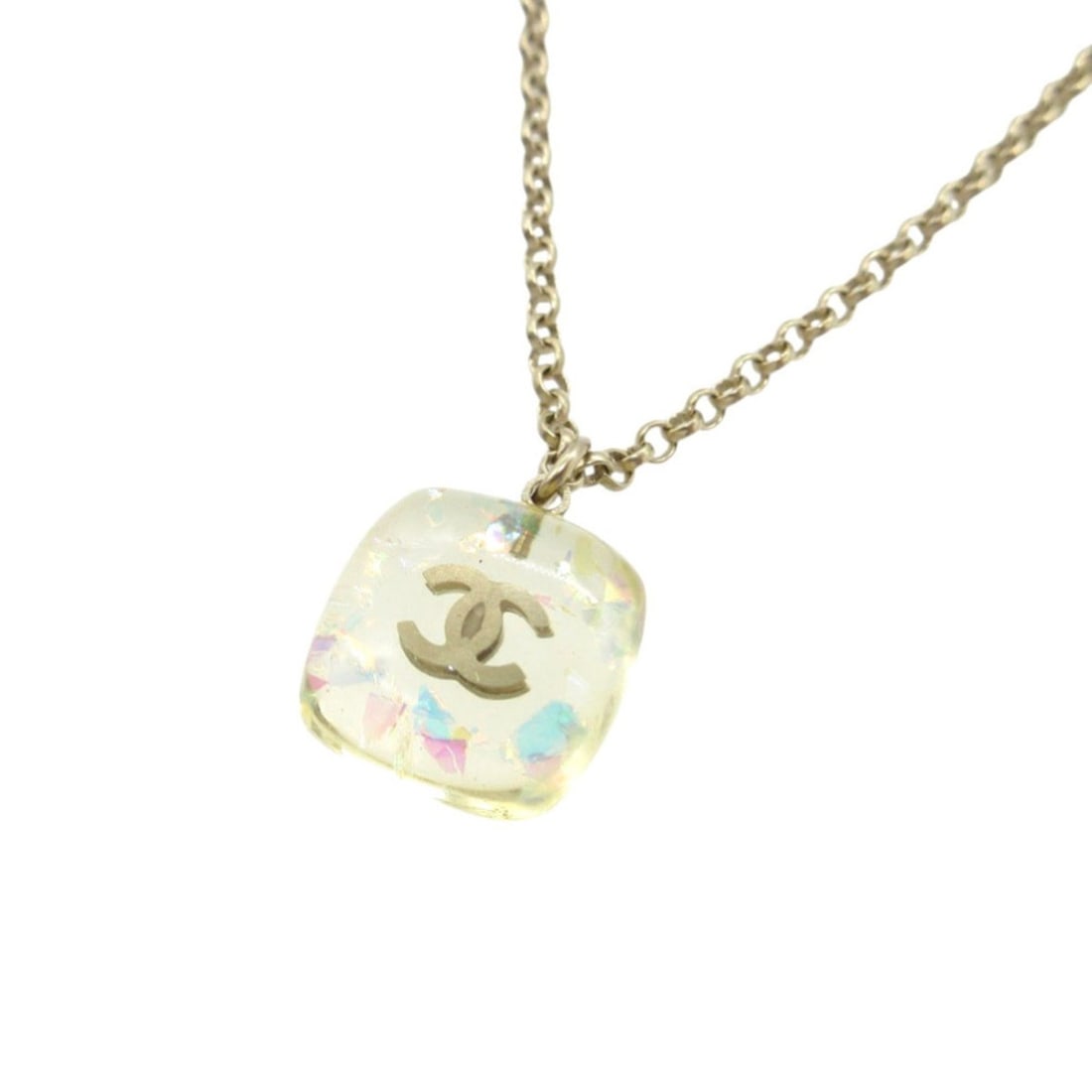 Excellent condition Chanel Coco Mark Vintage Glitter Square Necklace Resin Metal Clear 0882CHANEL: --- Catalog ---Category: SizePendant Size: 15mm x 15mm / 0.59'' x 0.59''Neck Circumference: 46 cm / 18.11''Category: DesignColor: Clear, SilverGender: WomenMaterial: Metal, ResinNecklace Type: Necklac