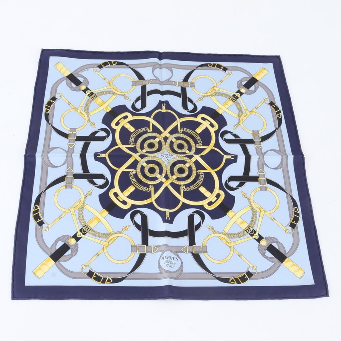 Hermes Carre Eperon d'Or (Golden Spur) scarf with tag, 100% silk, women's scarf/muffler. (1 of 17)