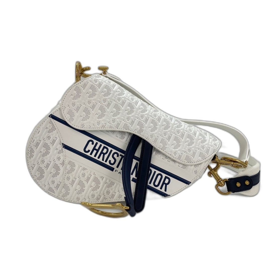 Christian Dior 2-Way Saddle Bag Handbag, White: --- Catalog ---Category: SizeHandle Drop: 13.00cm / 5.12''Size (HxWxD): 21cm x 24cm x 5cm / 8.26'' x 9.44'' x 1.96''Strap Length: 78cm - 88cm / 30.7'' - 34.64''Category: DesignType: Handbag, Saddle ba