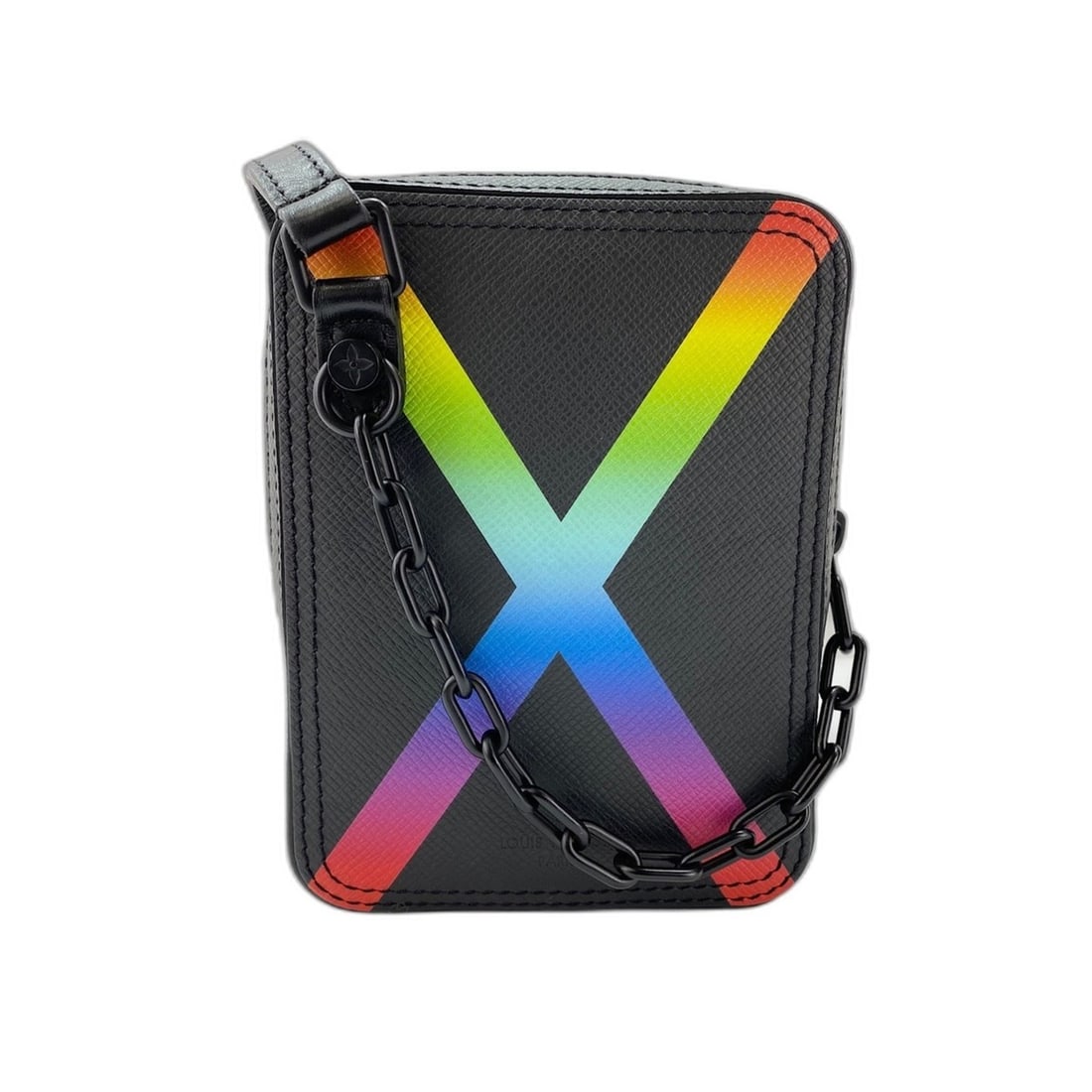 Louis Vuitton Danube Messenger Shoulder Bag, Black: --- Catalog ---Category: SizeSize (HxWxD): 15cm x 12cm x 4cm / 5.9'' x 4.72'' x 1.57''Category: DesignType: Shoulder bagColor: BlackGender: Women,MenCategory: GeneralBrand: Louis VuittonCountry of Ori