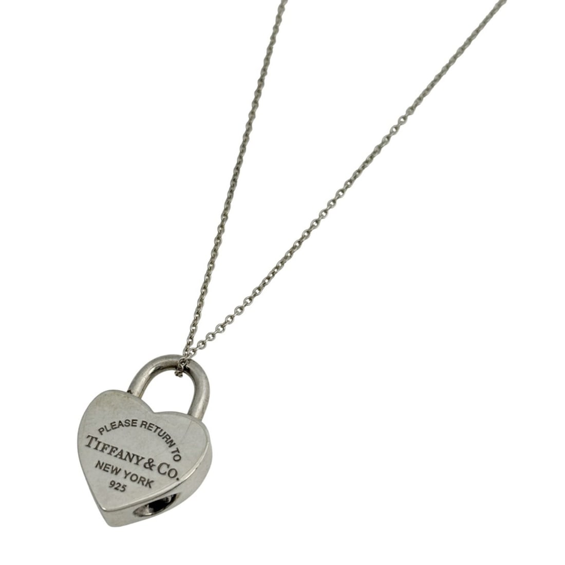 Tiffany & Co. Return to Necklace, Padlock and Heart Motif, Sterling Silver 925, Women's.: --- Catalog ---Category: SizePendant Size: 15mm x 20mm / 0.59'' x 0.78''Neck Circumference: 44 cm / 17.32''Category: DesignColor: SilverGender: WomenMaterial: Silver 925Necklace Type: NecklaceCategory