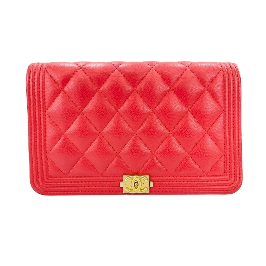 Chanel Boy Shoulder Bag Pink: --- Catalog ---Category: SizeSize (HxWxD): 12cm x 19cm x 4cm / 4.72'' x 7.48'' x 1.57''Strap Length: 128cm / 50.39''Category: DesignType: Shoulder bagColor: PinkGender: WomenCategory: GeneralLine: