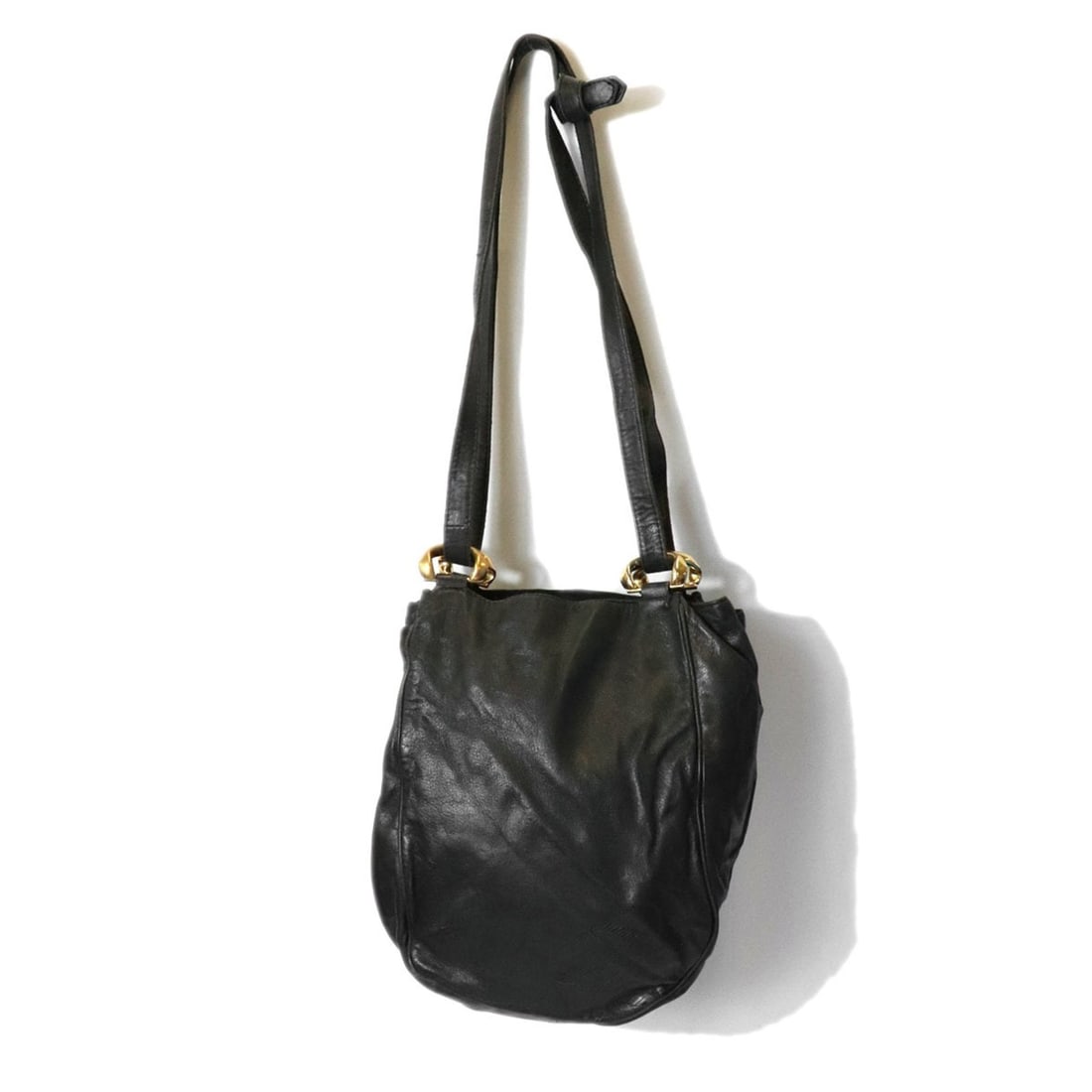LOEWE Anagram Shoulder Bag, Leather, Black, Women's: --- Catalog ---Category: SizeSize (HxWxD): 28cm x 17cm x 11cm / 11.02'' x 6.69'' x 4.33''Category: DesignType: Shoulder bagColor: BlackGender: WomenMaterial: Leather Category: GeneralBrand: Loewe--- I