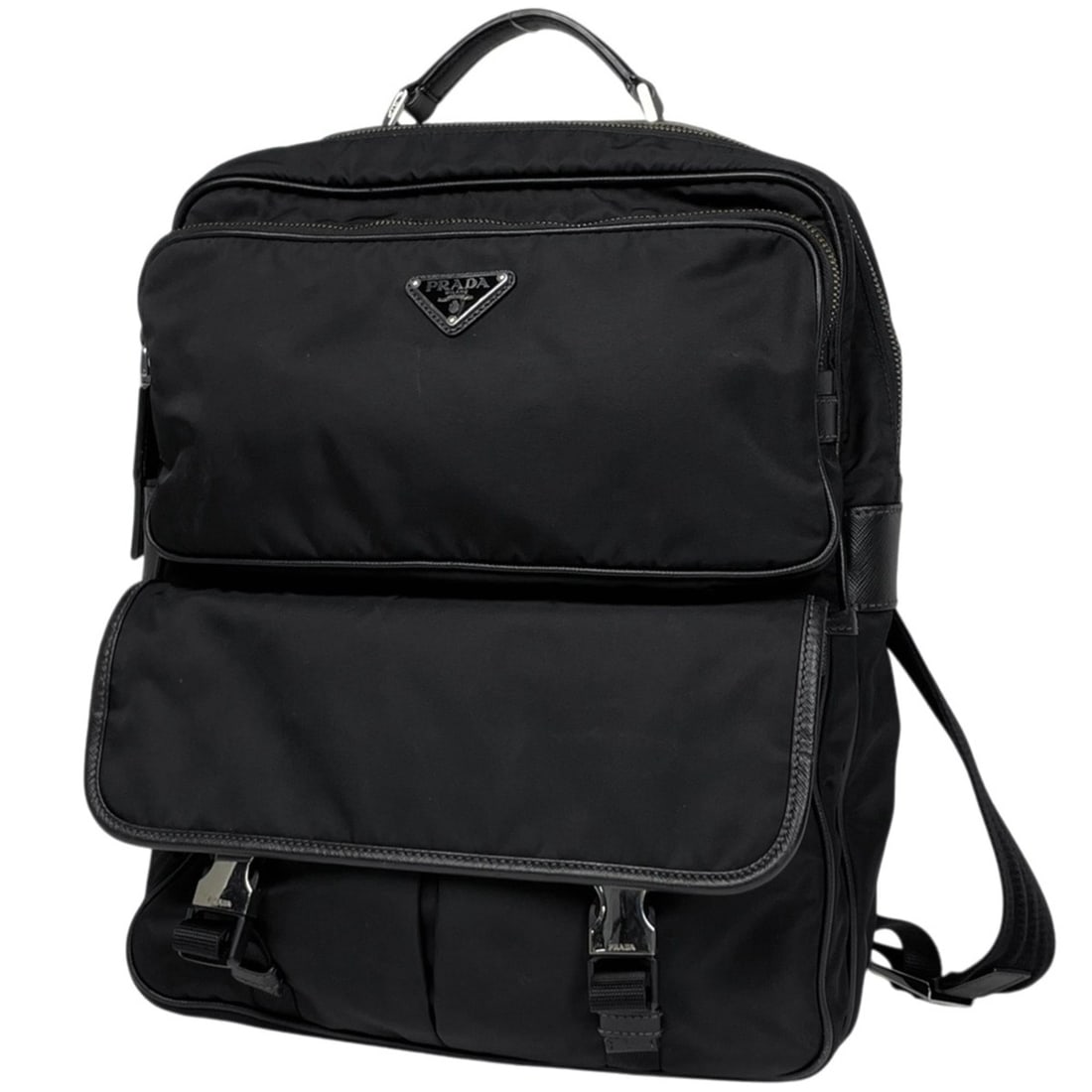 Prada PRADA Logo Plate Backpack Business Nylon Nero (Black) Men's: --- Catalog ---Category: SizeSize (HxWxD): 36cm x 30cm x 11cm / 14.17'' x 11.81'' x 4.33''Category: DesignType: BackpackColor: BlackGender: MenMaterial: Nylon , Leather Category: GeneralBrand: Prada--