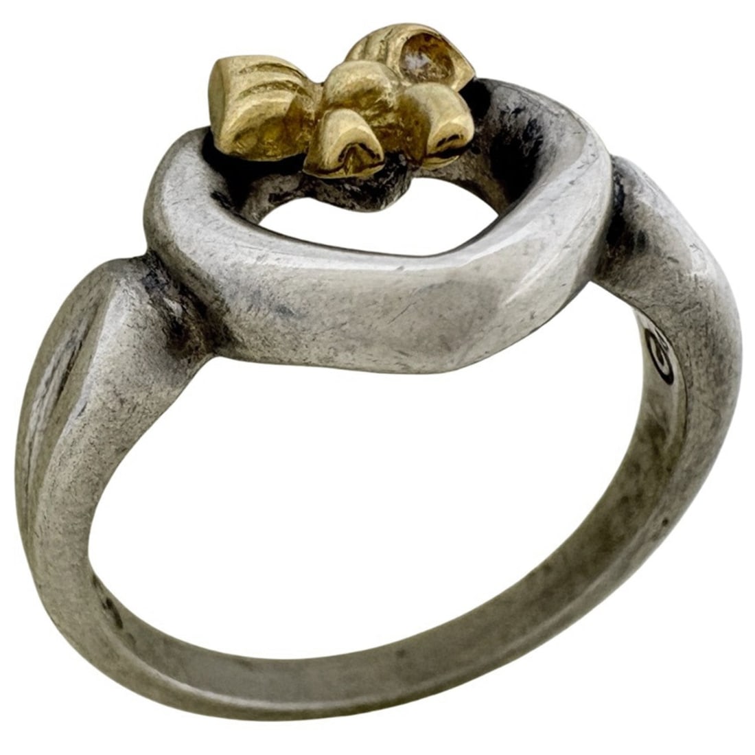 Tiffany & Co. Heart with Bow Ring, Sterling Silver 925/750, Women's Ring: --- Catalog ---Category: SizeJP Size: 11US Size: 6Category: DesignType: Band ringGender: WomenMaterial: Gold (18K), Silver 925Category: GeneralBrand: Tiffany--- Item List ---Section: ConditionRanking: