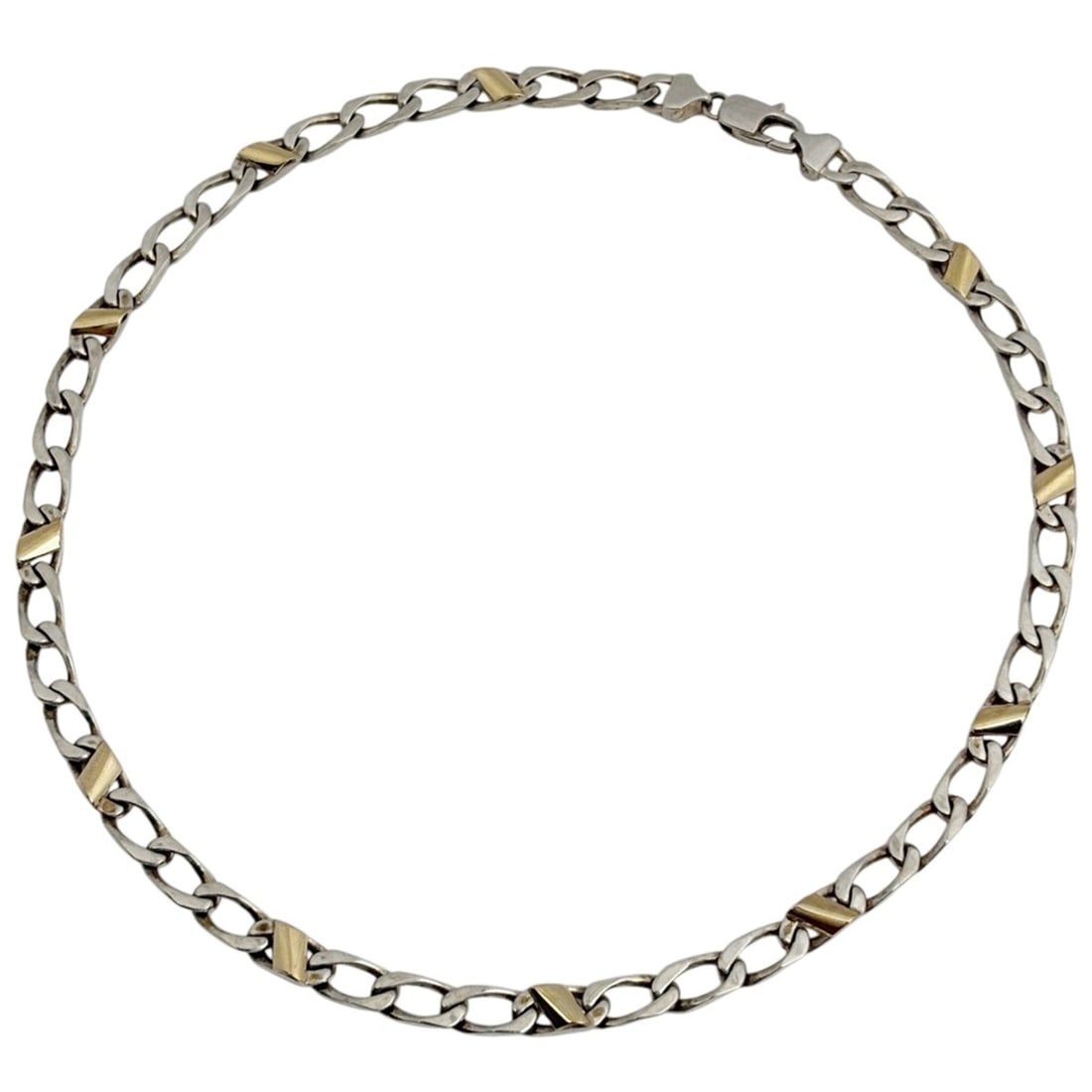 Tiffany & Co. Figaro Chain Necklace, Combination Silver 925/750, Silver, Women's: --- Catalog ---Category: SizeNeck Circumference: 41.5 cm / 16.33''Category: DesignColor: SilverGender: WomenMaterial: Gold (18K), Silver 925Necklace Type: NecklaceCategory: GeneralBrand: Tiffany--- It