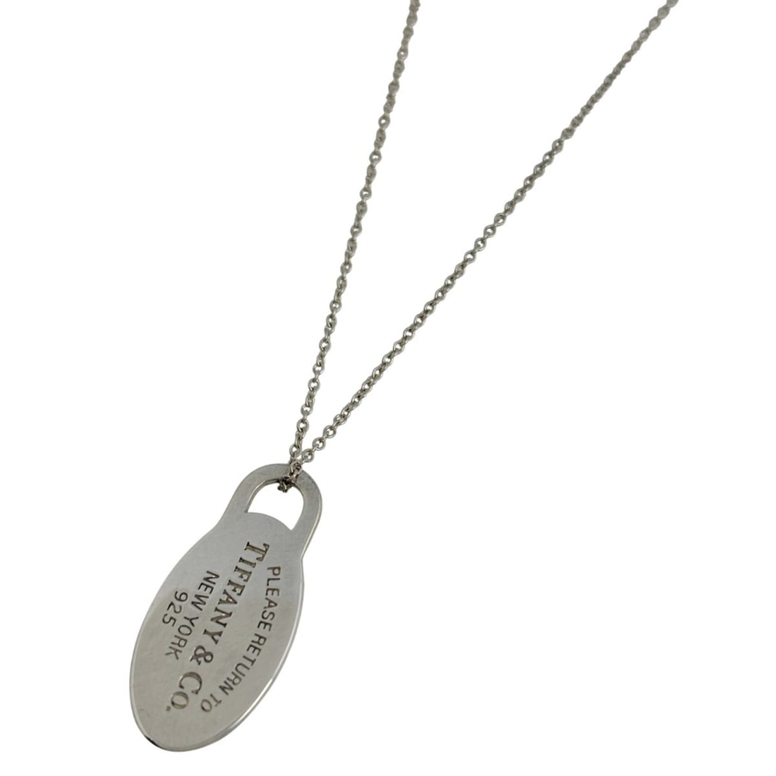 Tiffany & Co. Return to Necklace, Oval Tag, Sterling Silver 925, Silver, Women's: --- Catalog ---Category: SizePendant Size: 25mm x 12mm / 0.98'' x 0.47''Neck Circumference: 46 cm / 18.11''Category: DesignColor: SilverGender: WomenMaterial: Silver 925Necklace Type: NecklaceCategory