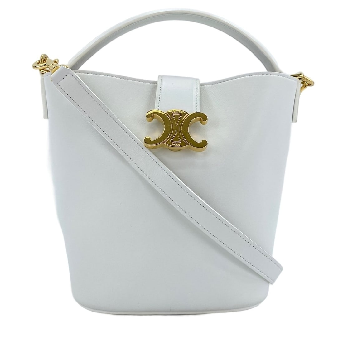 Celine Louise 2-Way Handbag, White: --- Catalog ---Category: SizeSize (HxWxD): 19cm x 24cm x 12cm / 7.48'' x 9.44'' x 4.72''Category: DesignType: HandbagColor: WhiteGender: WomenCategory: GeneralBrand: CelineCountry of Origin: Italy--- 