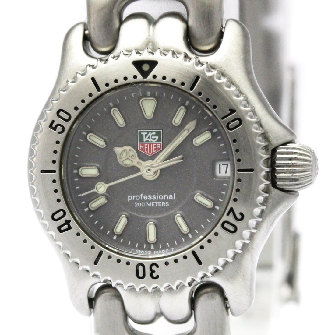 TAG HEUER Sel Professional Steel Quartz Ladies Watch WG1413 Polished: --- Catalog ---Category: SizeCase Diameter: 24mm / 0.94''Category: DesignType: WristwatchStyle: Dress/FormalGender: WomenColor (Dial): GrayMaterial (Band): Stainless steelMaterial (Case): Stainless st