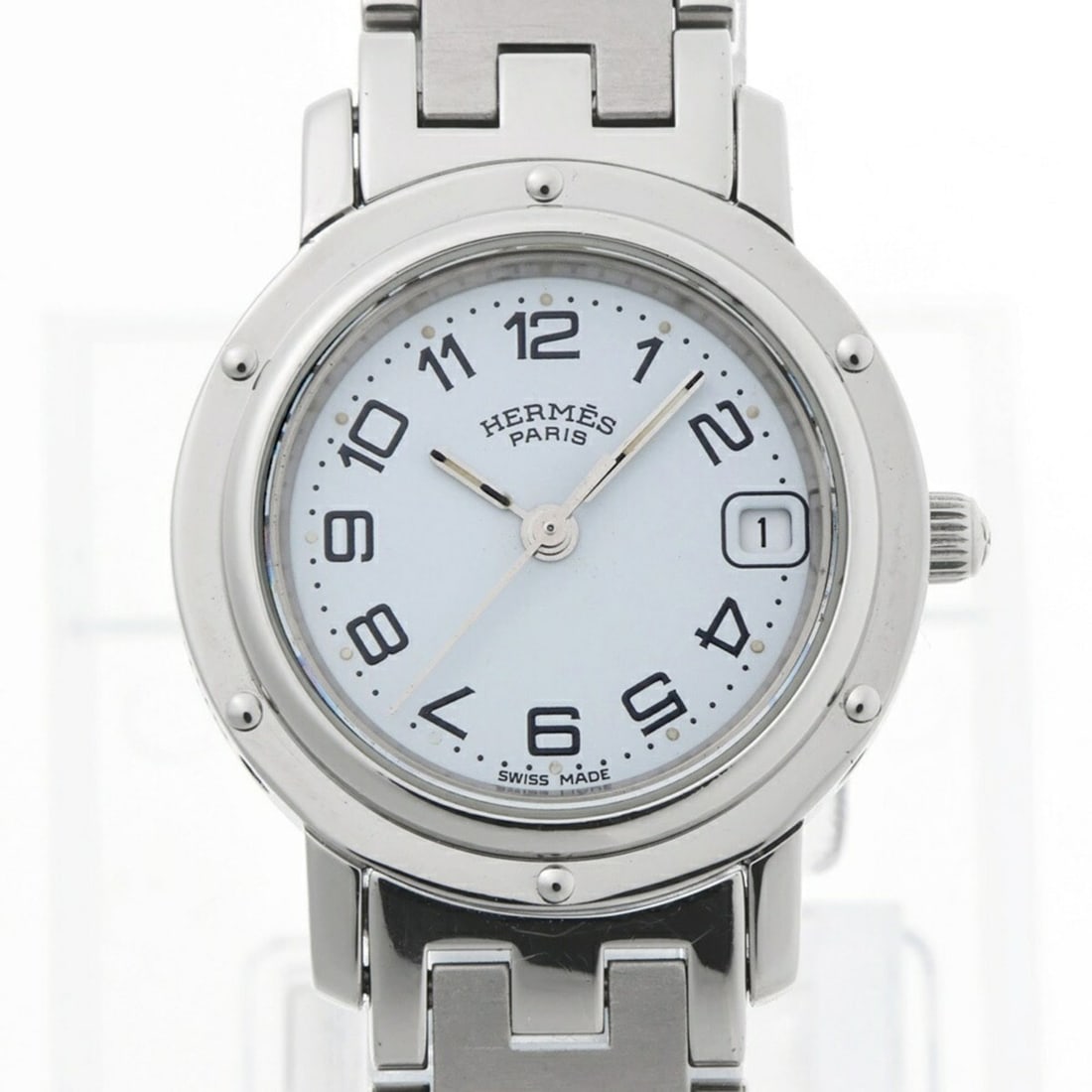 Hermes Clipper CL4.210 White Quartz Watch: --- Catalog ---Category: SizeWrist Size: 16cm / 6.29''Case Diameter: 24mm / 0.94''Category: DesignType: WristwatchGender: WomenColor (Dial): WhiteMaterial (Band): Stainless steelMaterial (Case): Stain