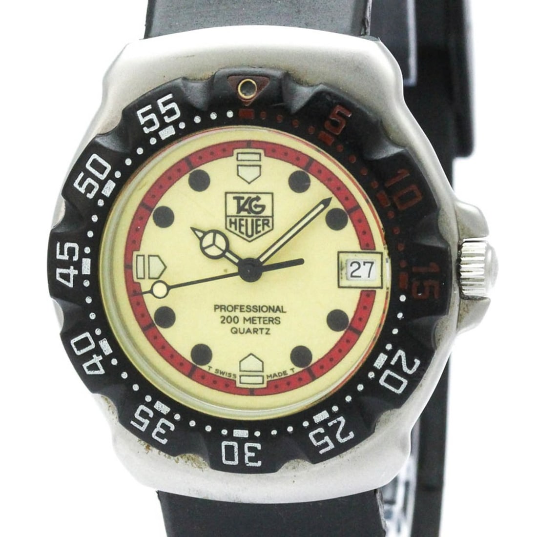 TAG HEUER Formula 1 Quartz Steel Mid Size Watch 371.513: --- Catalog ---Category: SizeCase Diameter: 35mm / 1.38''Category: DesignType: WristwatchStyle: SportGender: BoysColor (Dial): IvoryMaterial (Band): RubberMaterial (Case): Stainless steelCategory: Gen