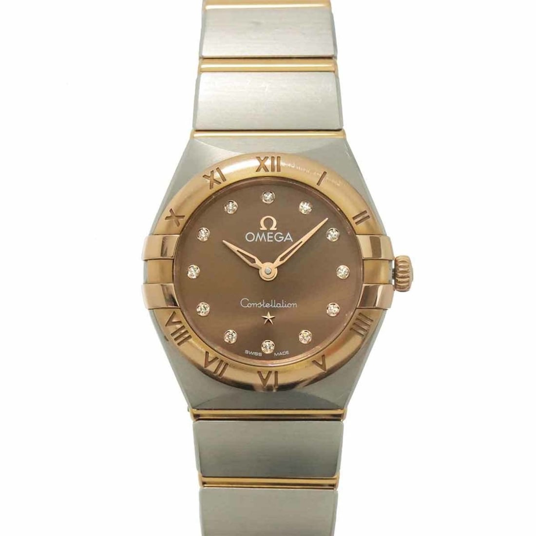 Omega Constellation Two-Tone 131 20 25 60 63 001 Ladies' Watch 12P Diamond Brown PG Quartz: --- Catalog ---Category: SizeWrist Size: 16.5cm / 6.49''Case Diameter: 25mm / 0.98''Category: DesignType: WristwatchGender: WomenColor (Dial): BrownMaterial (Band): Pink gold, Stainless steelMaterial 