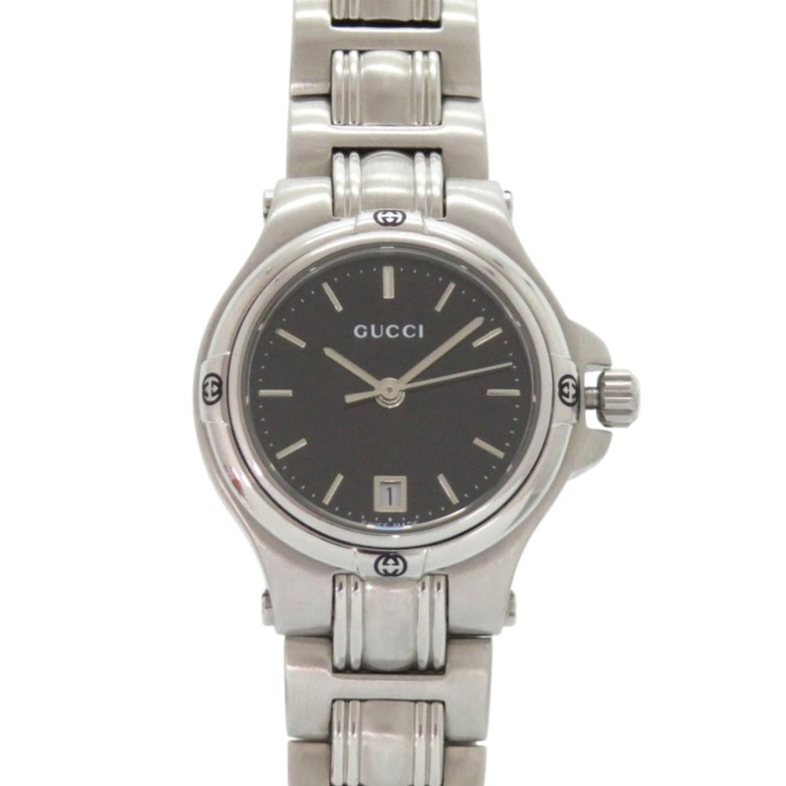 Excellent condition Gucci 9040L black dial stainless steel silver quartz watch 0028GUCCI: --- Catalog ---Category: SizeWrist Size: 18cm / 7.08''Case Diameter: 26mm / 1.02''Category: DesignType: WristwatchGender: WomenColor (Dial): BlackMaterial (Band): Stainless steelMaterial (Case): Stain