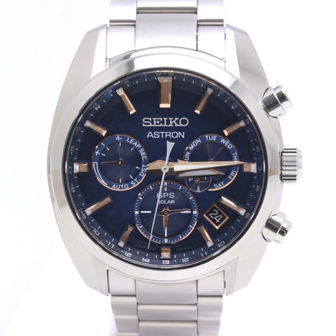 SEIKO Astron Watch SBXC049 5X53-0AJ0 Date Chronograph Stainless Steel Men's 39940: --- Catalog ---Category: SizeWrist Size: 20cm / 7.87''Case Diameter: 42mm / 1.65''Category: DesignType: WristwatchGender: MenColor (Dial): NavyMaterial (Band): Stainless steelMaterial (Case): Stainles