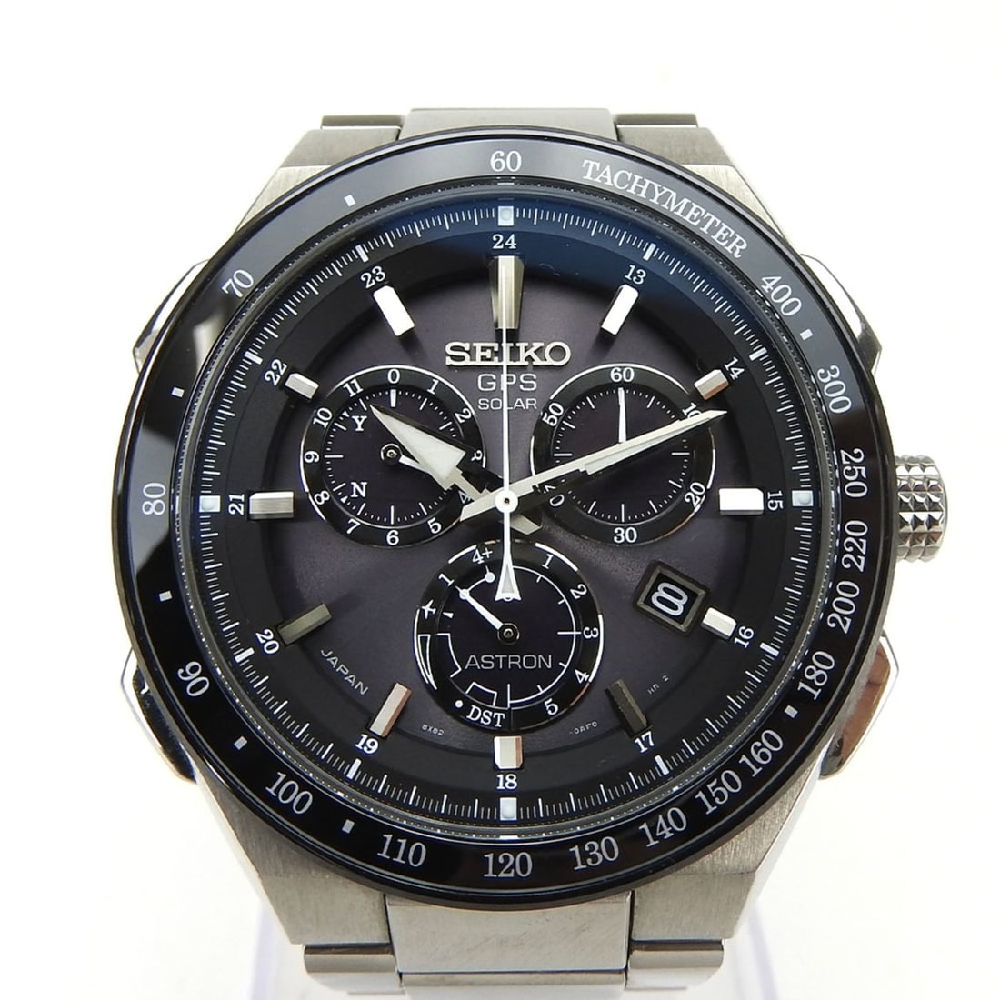 Seiko Astron SBXB129 8X82-0AR0-1 Titanium Chronograph 8X Series Men's Watch: --- Catalog ---Category: SizeWrist Size: 15cm / 5.9''Case Diameter: 45mm / 1.77''Category: DesignType: WristwatchGender: MenMaterial (Band): TitaniumMaterial (Case): TitaniumCategory: GeneralMPN: SBXB