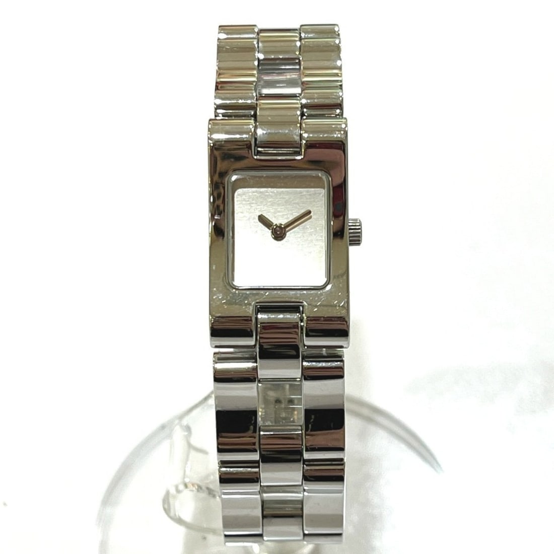 GUCCI 2305L Bangle Watch, Women's Quartz Analog Square Stainless Steel: --- Catalog ---Category: SizeWrist Size: 17.5cm / 6.88''Case Diameter: 17mm / 0.67''Category: DesignType: WristwatchGender: WomenDisplay: AnalogColor (Dial): Azzurro blue, SilverMaterial (Band): Stain