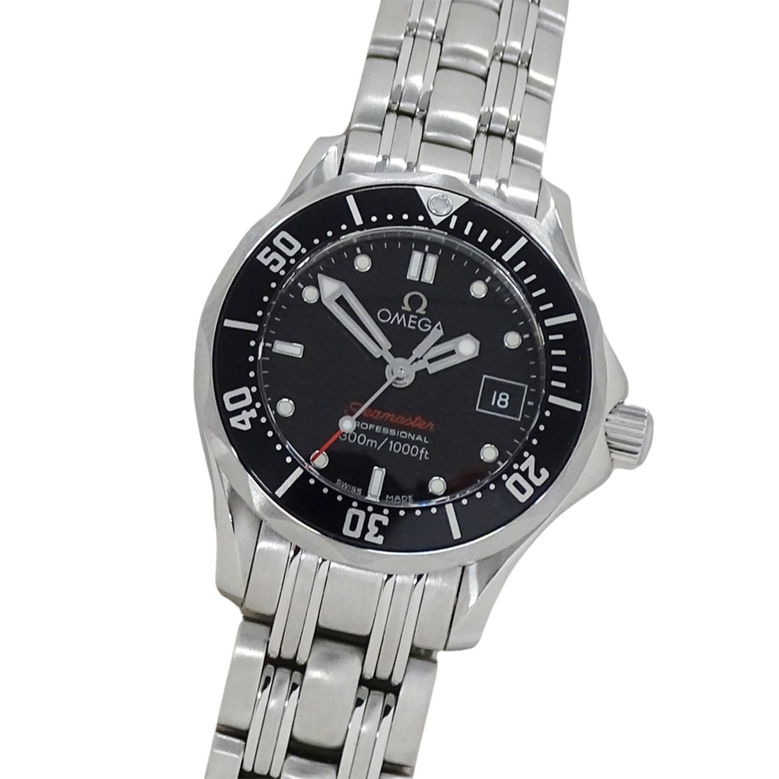 OMEGA Seamaster Diver 213.30.28.61.01.001 Women's Professional 300m Watch with Date, Quartz: --- Catalog ---Category: SizeWrist Size: 17cm / 6.69''Case Diameter: 28mm / 1.1''Category: DesignType: WristwatchGender: WomenColor (Dial): BlackMaterial (Band): Stainless steelMaterial (Case): Stainl